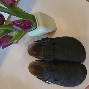 Wool birkenstock boston clogs